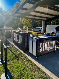 Bar móvil Summit 77