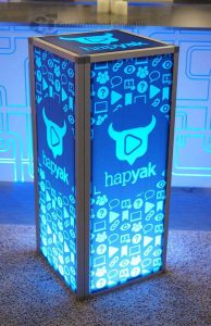 Mesa LED con marca personalizada