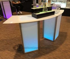 e18エレメント・モジュラーテーブル(カーブ天板付き e18エレメント・モジュラーテーブル(カーブ天板付き