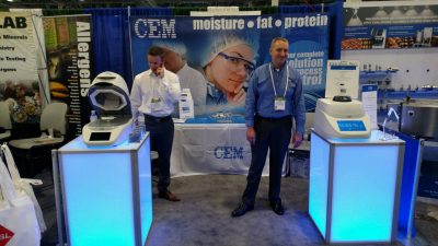 Mobiliario modular para ferias Element con iluminación LED