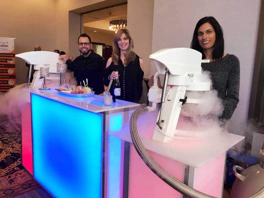 Bar à glaces portable et tables modulaires Bar à glaces portable et tables modulaires